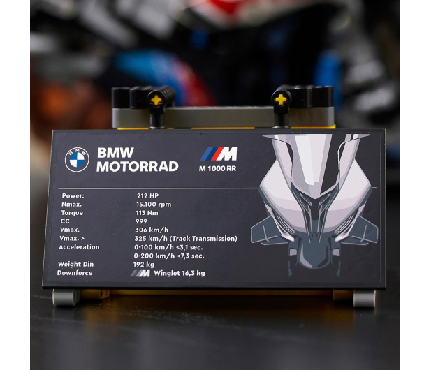 LEGO Technic™ 42130 BMW M 1000 RR - 1035519 - zdjęcie 11